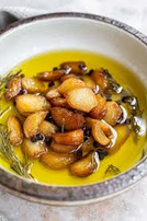 Lieder's Garlic Confit