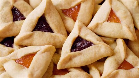 Schwatz Hamentashen Cookies