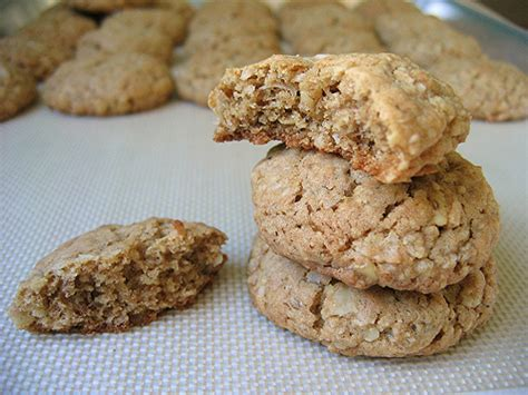 Barmaki Walnut Cookies