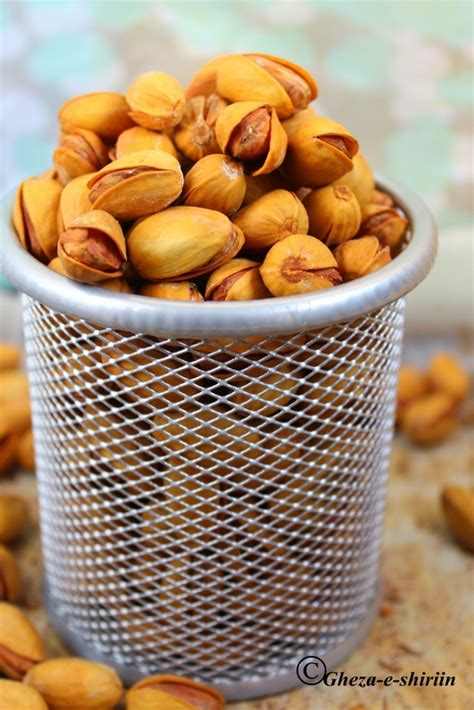 Saffron Pistachios